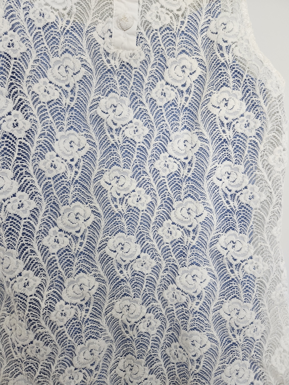 Suzy Shier White Floral Lace Camisole Sleeveless Layering Romantic Blouse